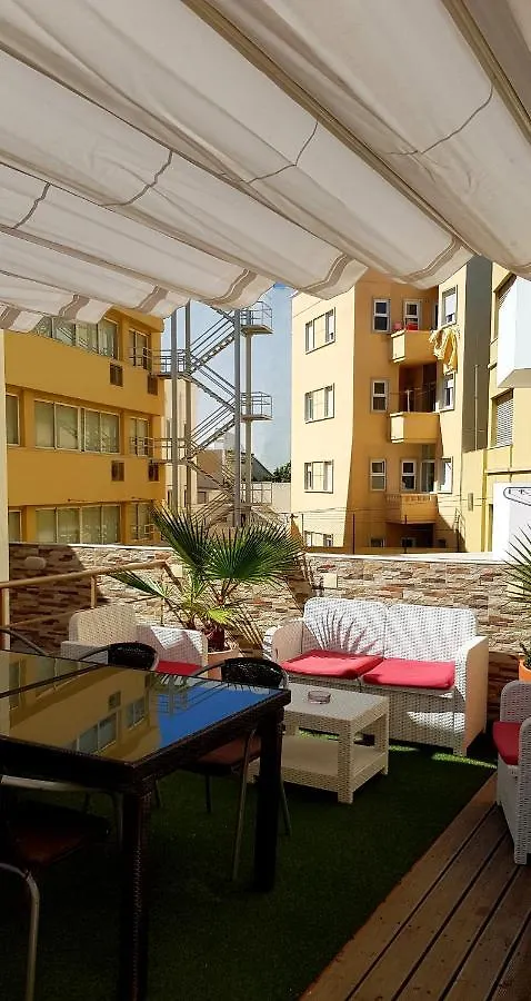 Отель Happy House Фару