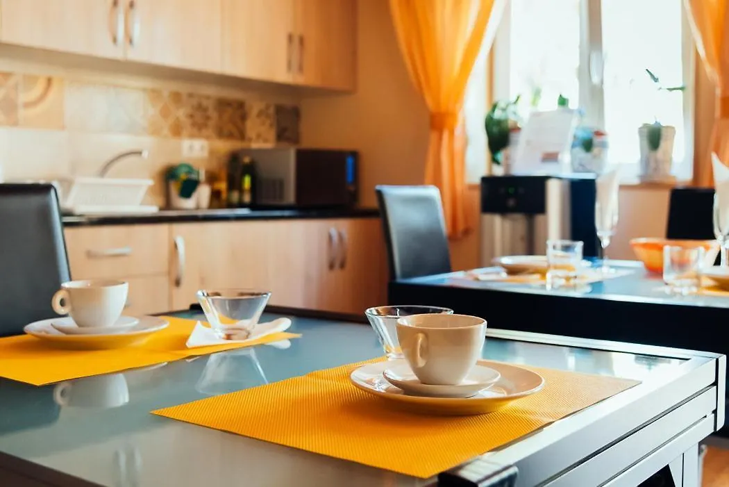 **  Happy House Guest House Faro Portugal