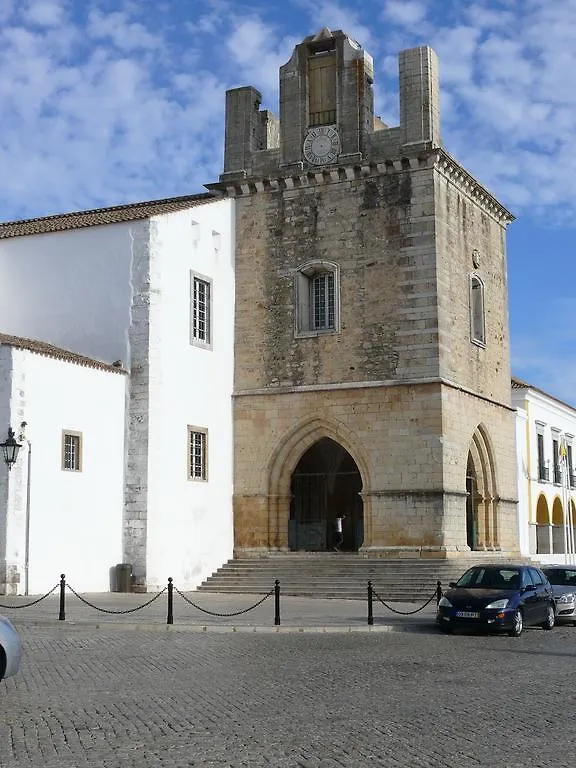 Happy House Guest House Faro Portugal