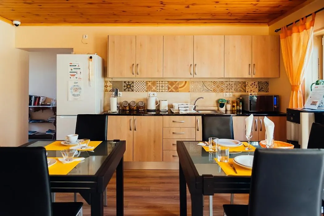 Happy House Guest House Faro