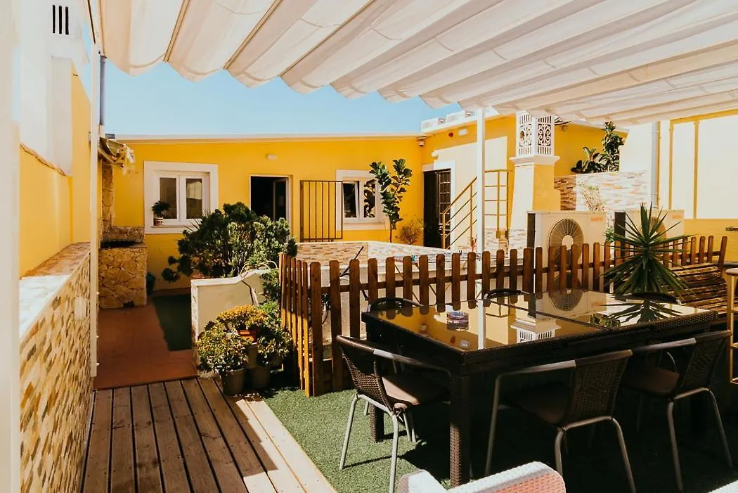 Happy House Guest House Faro 2*,  Portugal